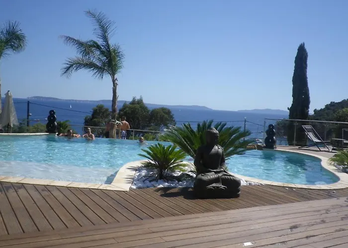 Apartahotel Les Lauriers Roses Le Rayol-Canadel-sur-Mer
