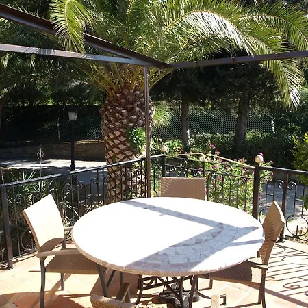 Aparthotel Les Lauriers Roses