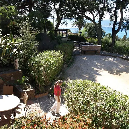 Les Lauriers Roses 公寓式酒店 Le Rayol-Canadel-sur-Mer