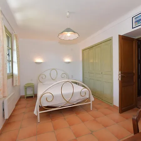 Les Lauriers Roses Apart Otel 4*