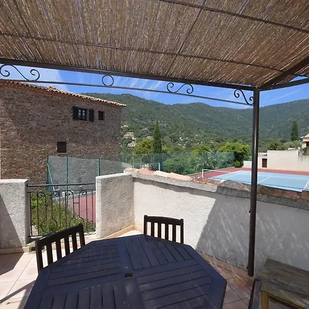 Les Lauriers Roses 4* Le Rayol-Canadel-sur-Mer