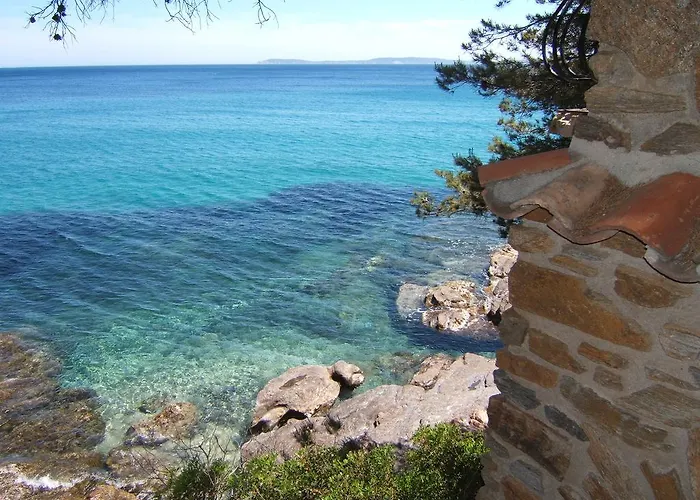 Les Lauriers Roses 4*