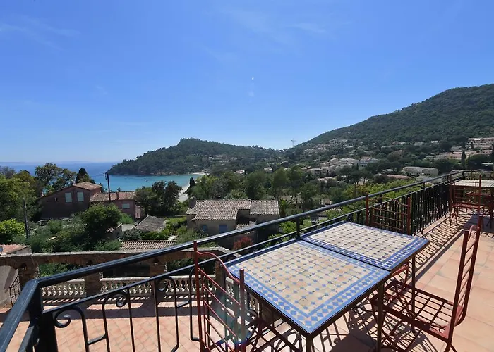 Les Lauriers Roses 아파트호텔